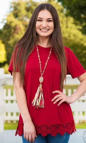 Running Back to you Solid SG Top with Lace detail trim