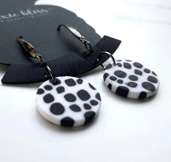 NOW YOU SEE ME DIXIE BLISS EARRINGS