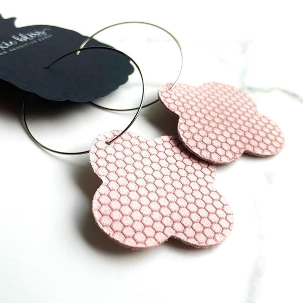 MADISON IN POWDER BLUSH HONEYCOMB DIXIE BLISS EARRINGS