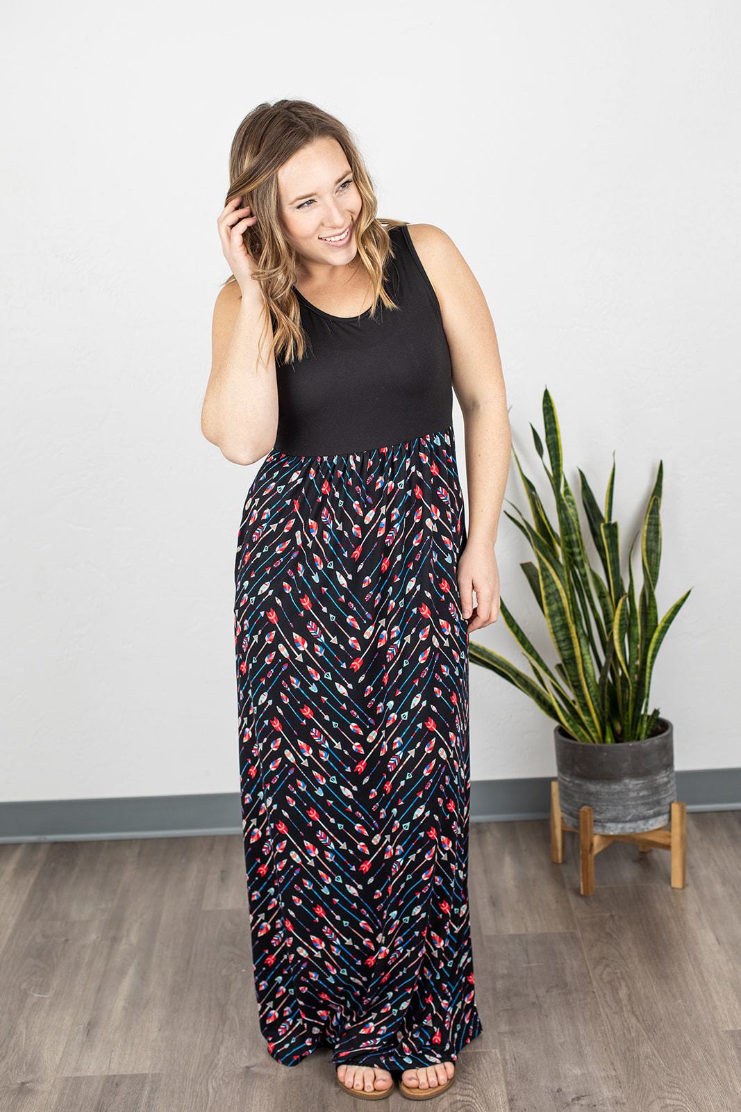BLACK ARROW MAXI DRESS