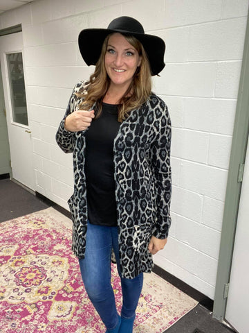 GREY LEOPARD FAVORITE CARDIGAN