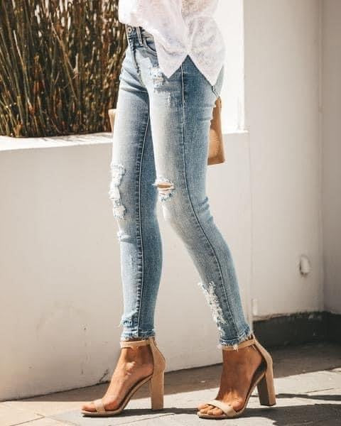 KAN CAN - THE CARLY DISTRESSED JEANS PRE ORDER