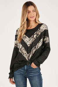 Snake Skin print V Long sleeve Top